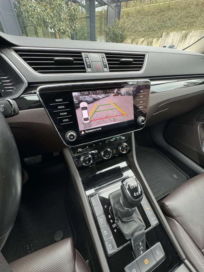 Skoda Superb L&K, снимка 15 - Автомобили и джипове - 49658223