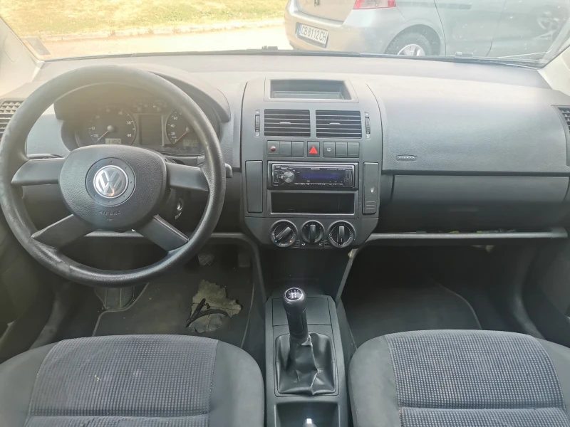 VW Polo 1.2 бензин, Чисто нови гуми!!! , снимка 6 - Автомобили и джипове - 51533583