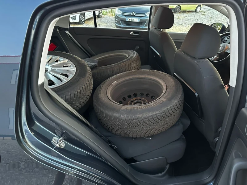 VW Golf Plus 1.6 TDI - HIGHLINE, снимка 9 - Автомобили и джипове - 51109819