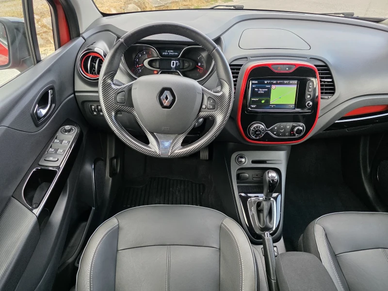 Renault Captur 1.5dci Intens Full euro 6b, снимка 8 - Автомобили и джипове - 51120405