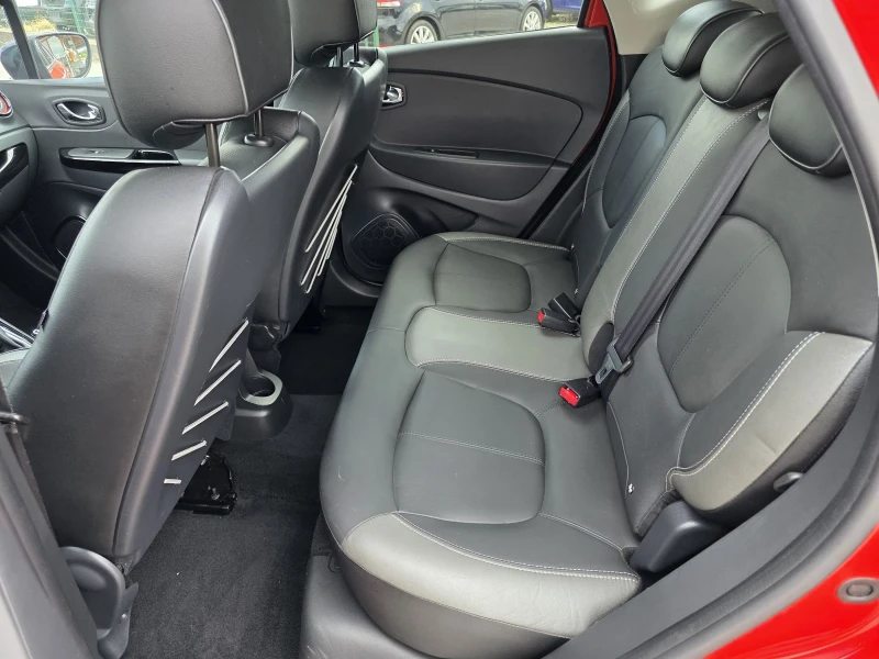 Renault Captur 1.5dci Intens Full euro 6b, снимка 11 - Автомобили и джипове - 51120405