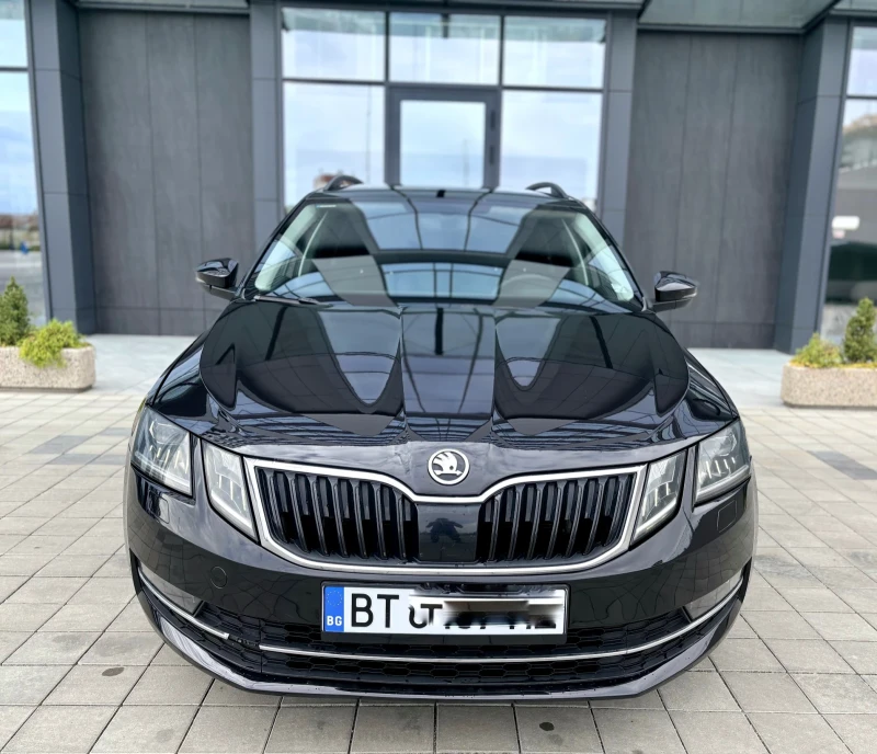 Skoda Octavia 2.0TDI DSG/NAVI , снимка 3 - Автомобили и джипове - 52310079