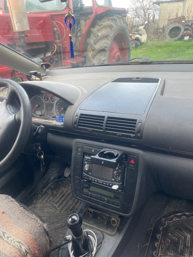 VW Sharan, снимка 5 - Автомобили и джипове - 52652573