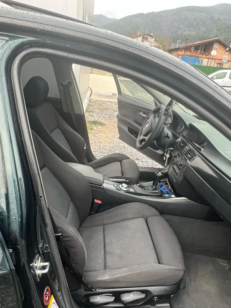 BMW 330, снимка 6 - Автомобили и джипове - 53032333
