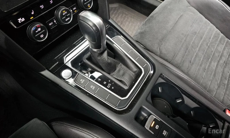 VW Passat, снимка 9 - Автомобили и джипове - 53166810