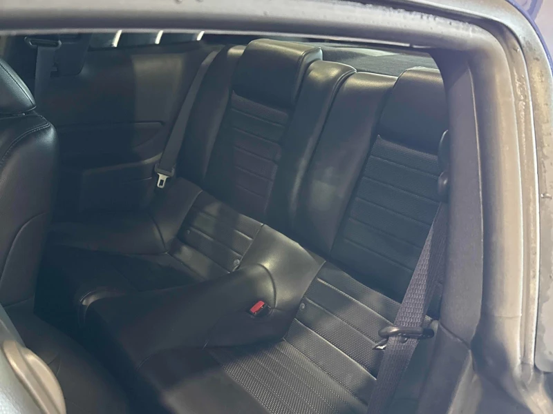 Ford Mustang GT * * CARFAX * * АВТО КРЕДИТ * * , снимка 14 - Автомобили и джипове - 53395146