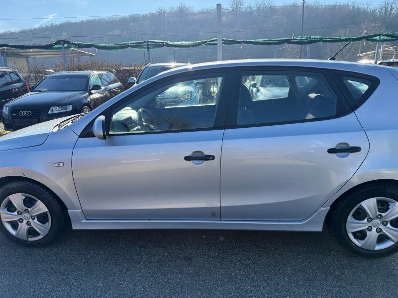 Hyundai I30, снимка 10 - Автомобили и джипове - 53405805