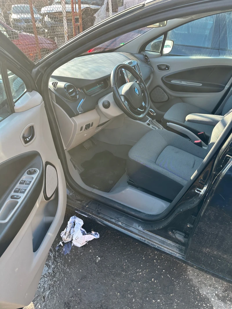 Renault Zoe 22kW - 12800 лв. - 89195549 | Car24.bg