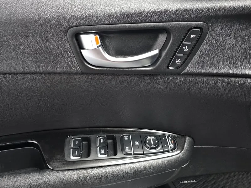Kia K5 2.0 Hybrid Noblesse - САМО 30% АВАНС!, снимка 15 - Автомобили и джипове - 55991660