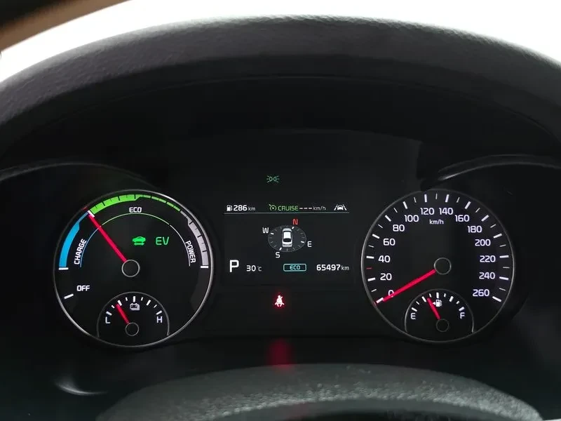 Kia K5 2.0 Hybrid Noblesse - САМО 30% АВАНС!, снимка 9 - Автомобили и джипове - 55991660