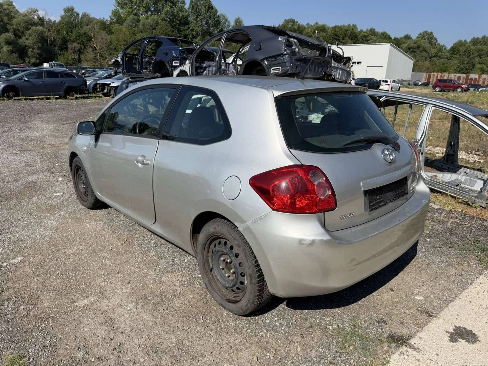 Toyota Auris 15броя 2.2D-CAT 177кс. НА ЧАСТИ, снимка 3 - Автомобили и джипове - 52982160