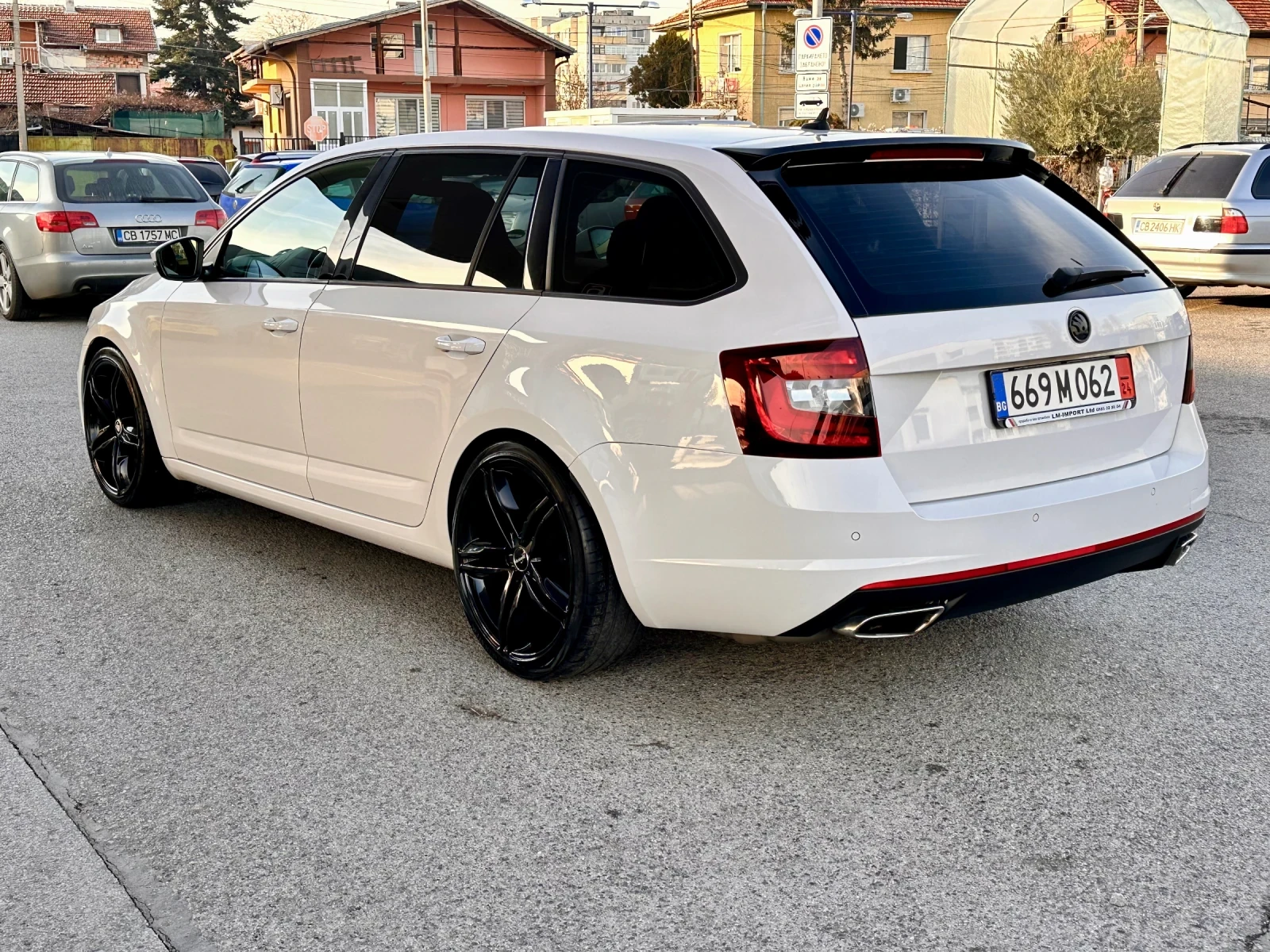 Skoda Octavia VRS АВТОМАТ ПОДГРЕВ CARPLAY FULL LED - изображение 7