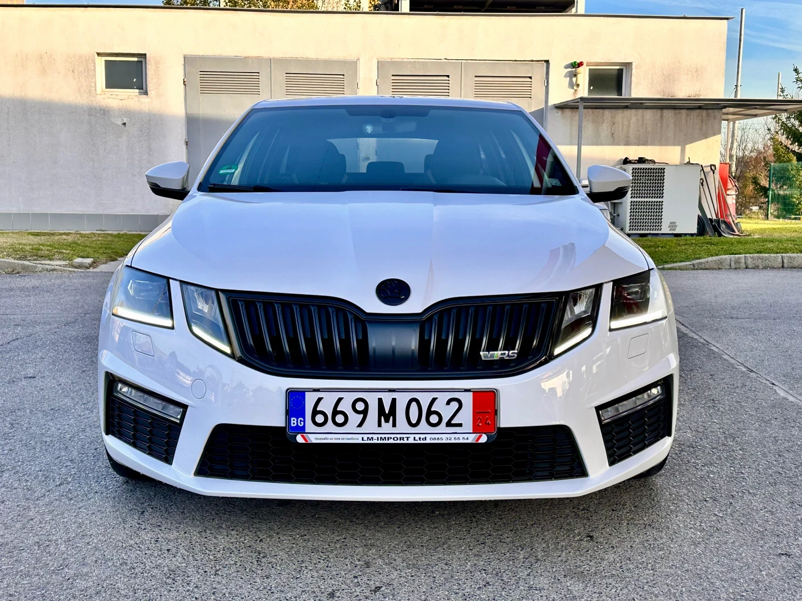 Skoda Octavia VRS АВТОМАТ ПОДГРЕВ CARPLAY FULL LED - изображение 2