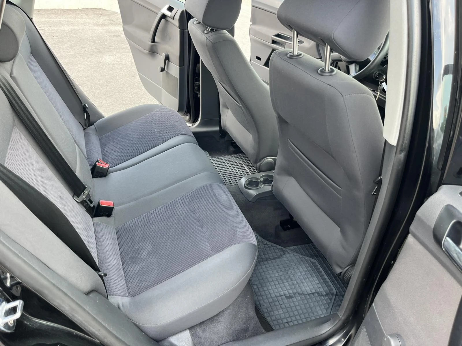 VW Polo 1.4TDI 69кс EURO 4 107 000км  КЛИМАТИК - изображение 10