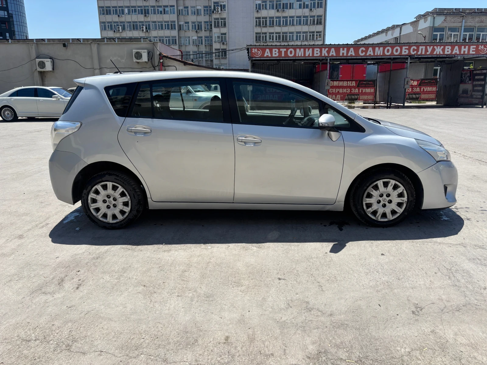 Toyota Verso 1.6 d4d - изображение 4