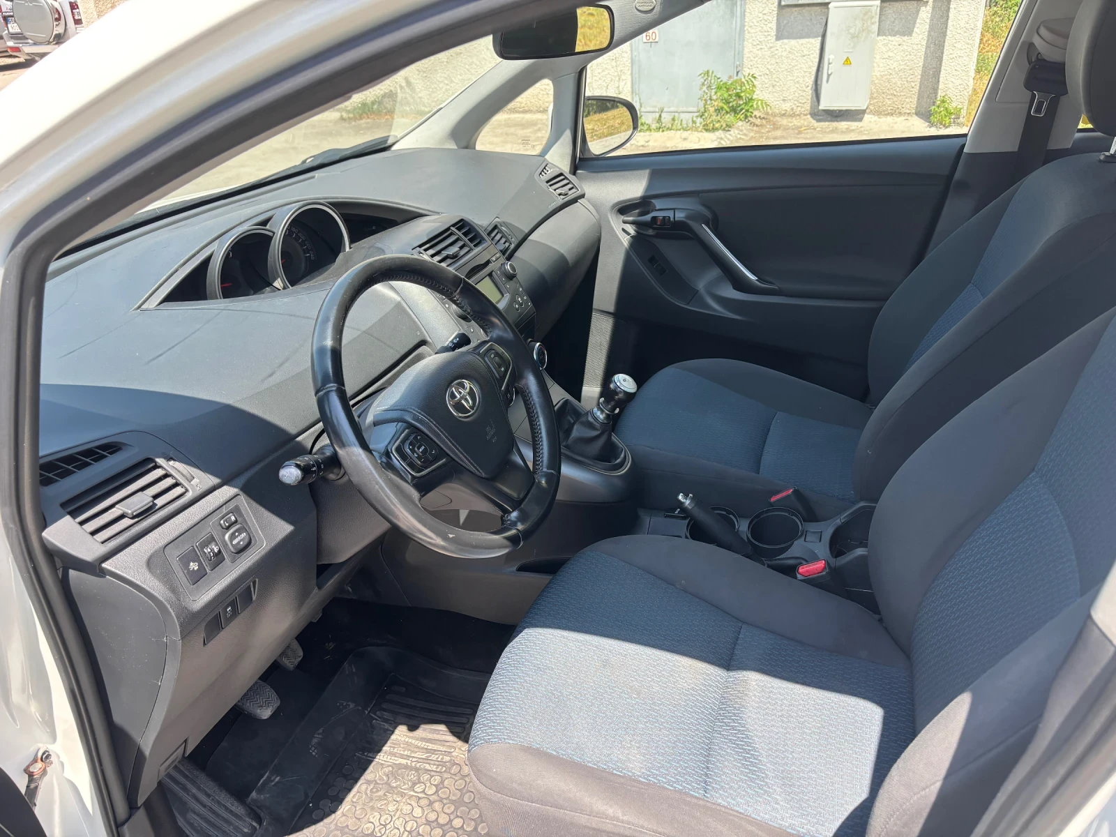 Toyota Verso 1.6 d4d - изображение 9