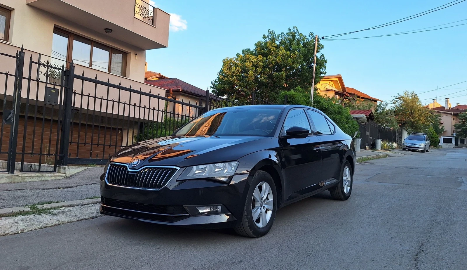 Skoda Superb 2.0tdi 150кс 6 скорости EURO 6  - изображение 5