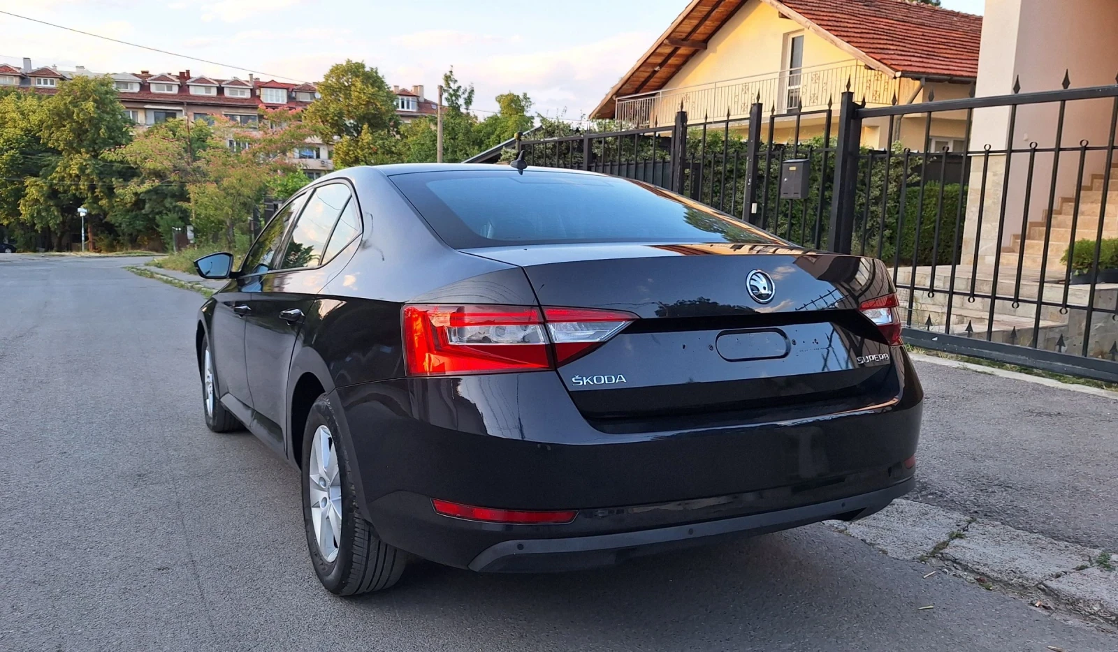Skoda Superb 2.0tdi 150кс 6 скорости EURO 6  - изображение 7