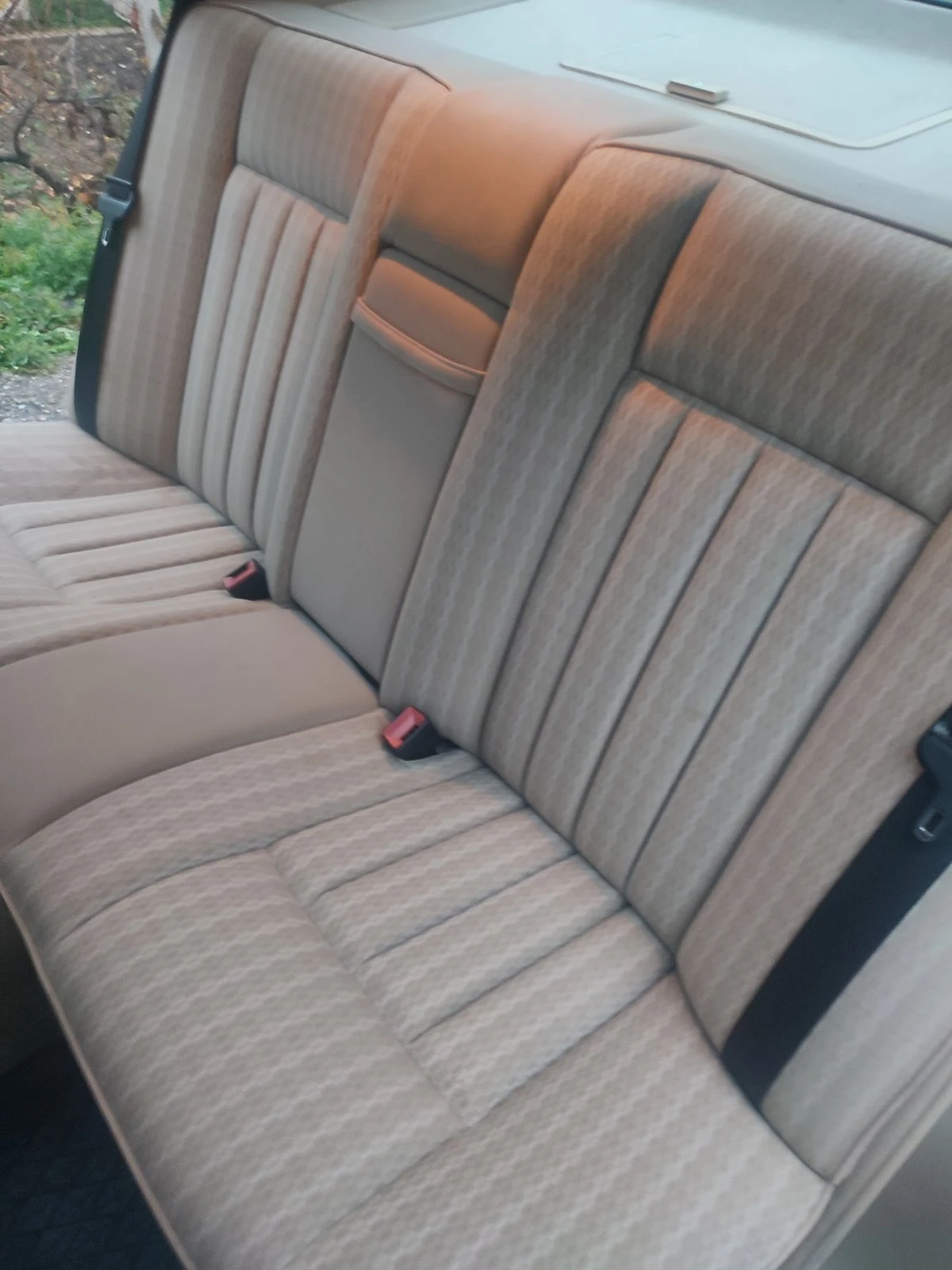 Mercedes-Benz 124  - изображение 10