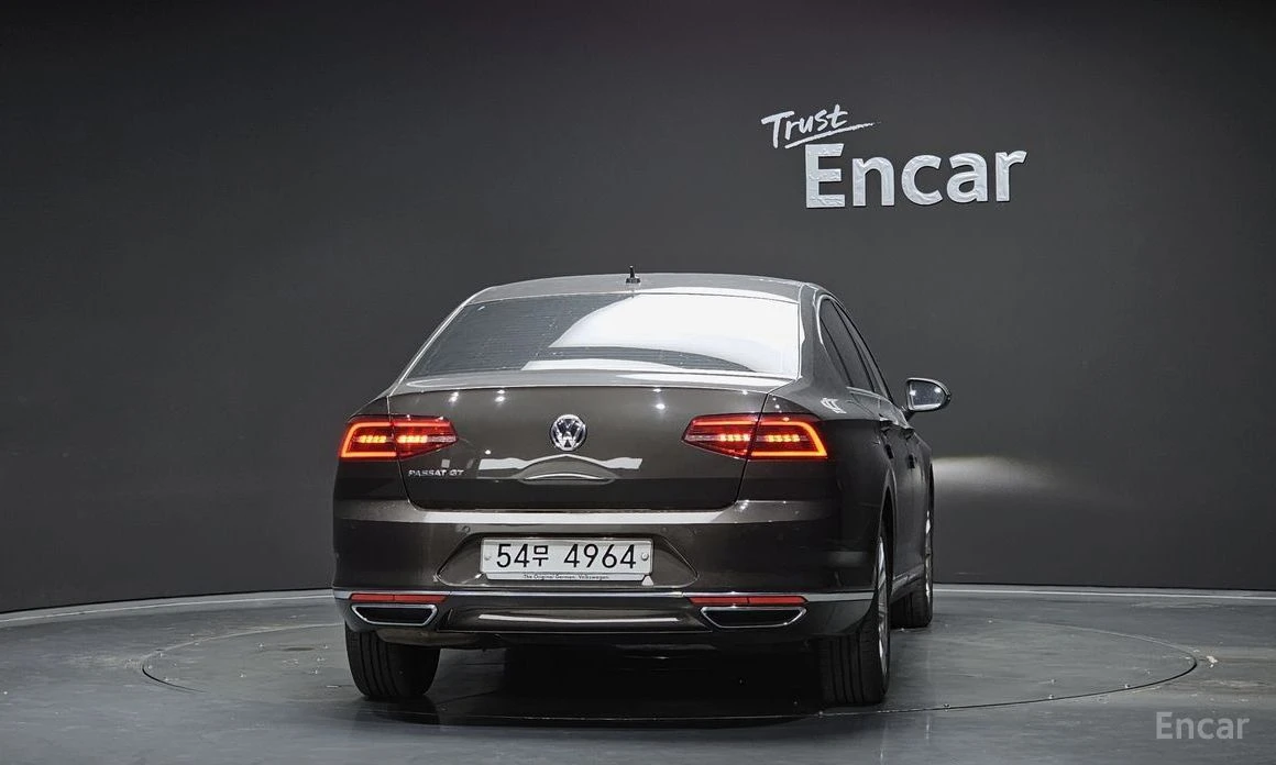 VW Passat  - изображение 4