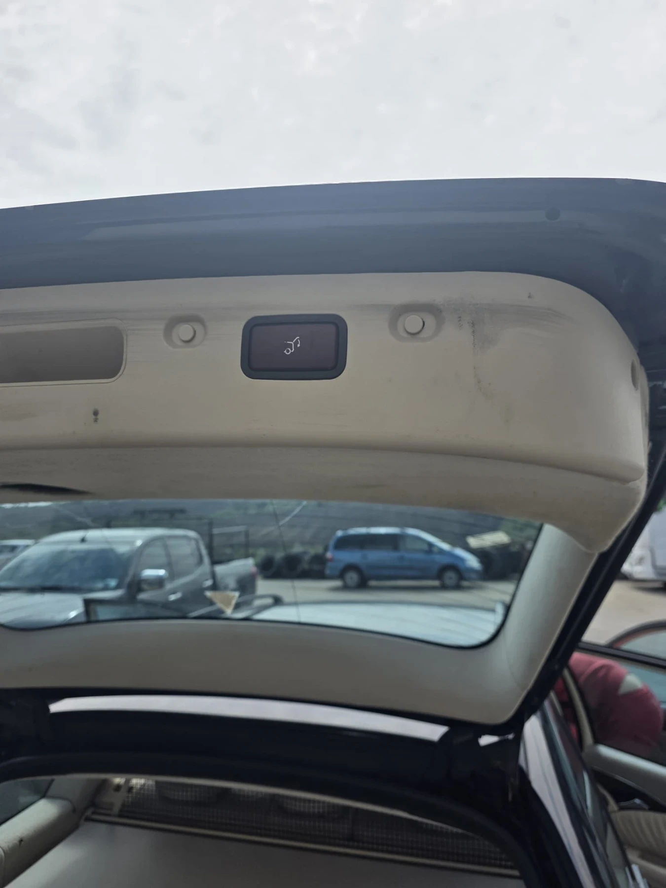 Mercedes-Benz E 500  - изображение 5