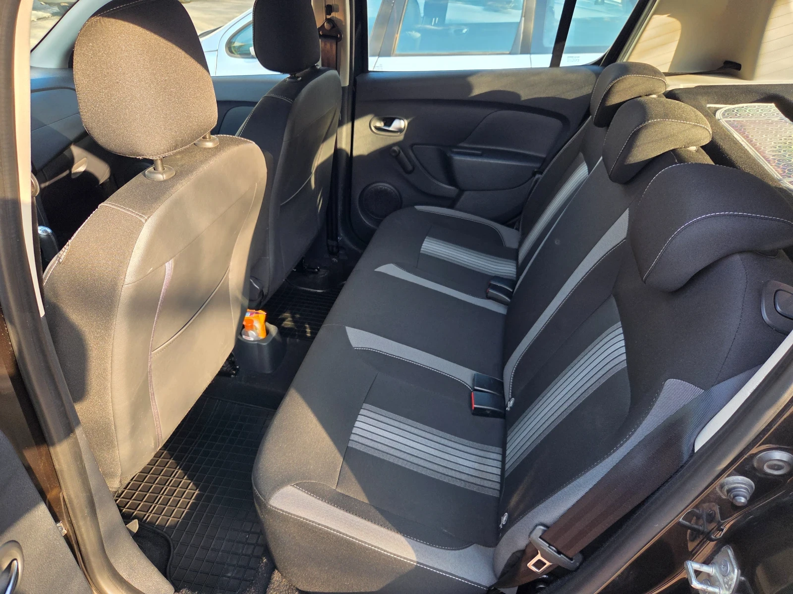 Dacia Sandero Dacia Sandero Stepway, снимка 10 - Автомобили и джипове - 53747545