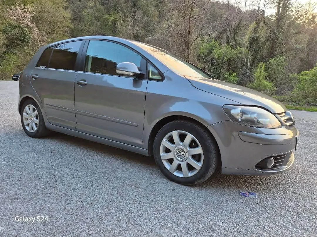 VW Golf Plus 1.9 tdi, снимка 2 - Автомобили и джипове - 54240308