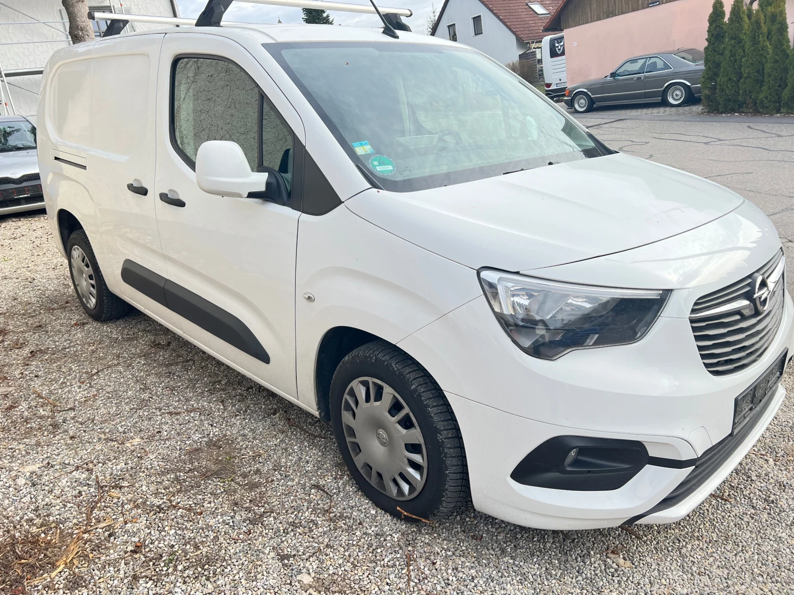 Opel Combo Opel Combo E Cargo 1.5 Diesel Maxi, снимка 5 - Автомобили и джипове - 54470465