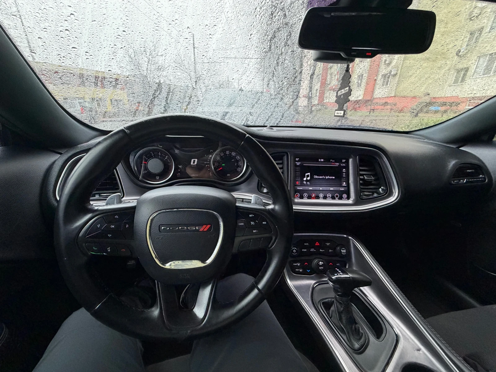 Dodge Challenger 5.7 Hemi, снимка 11 - Автомобили и джипове - 54844700