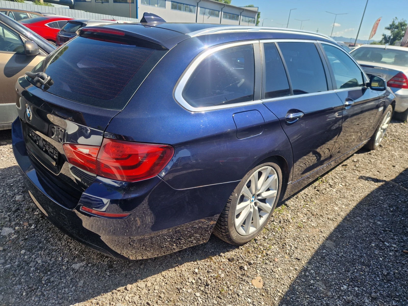 BMW 530 2.5D 218HP.X-DRIVE BIZNES ITALIA, снимка 9 - Автомобили и джипове - 54911082