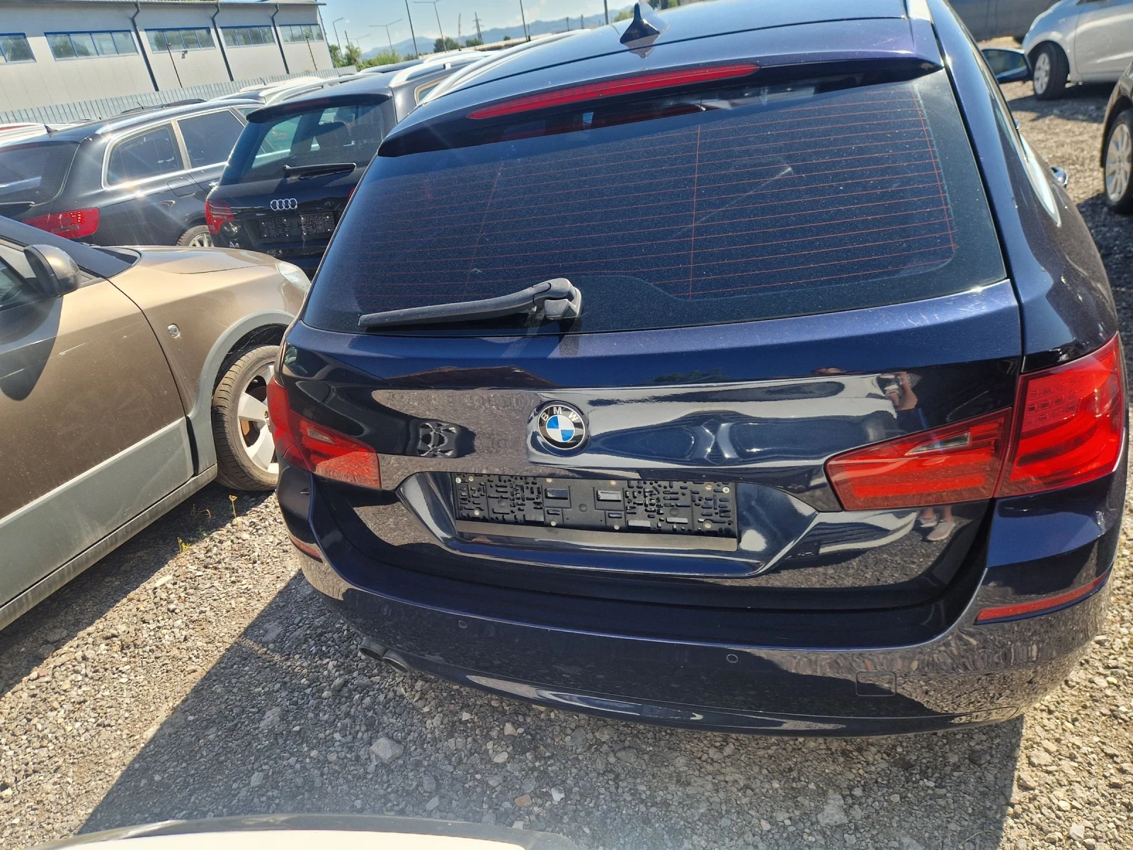 BMW 530 2.5D 218HP.X-DRIVE BIZNES ITALIA, снимка 8 - Автомобили и джипове - 54911082