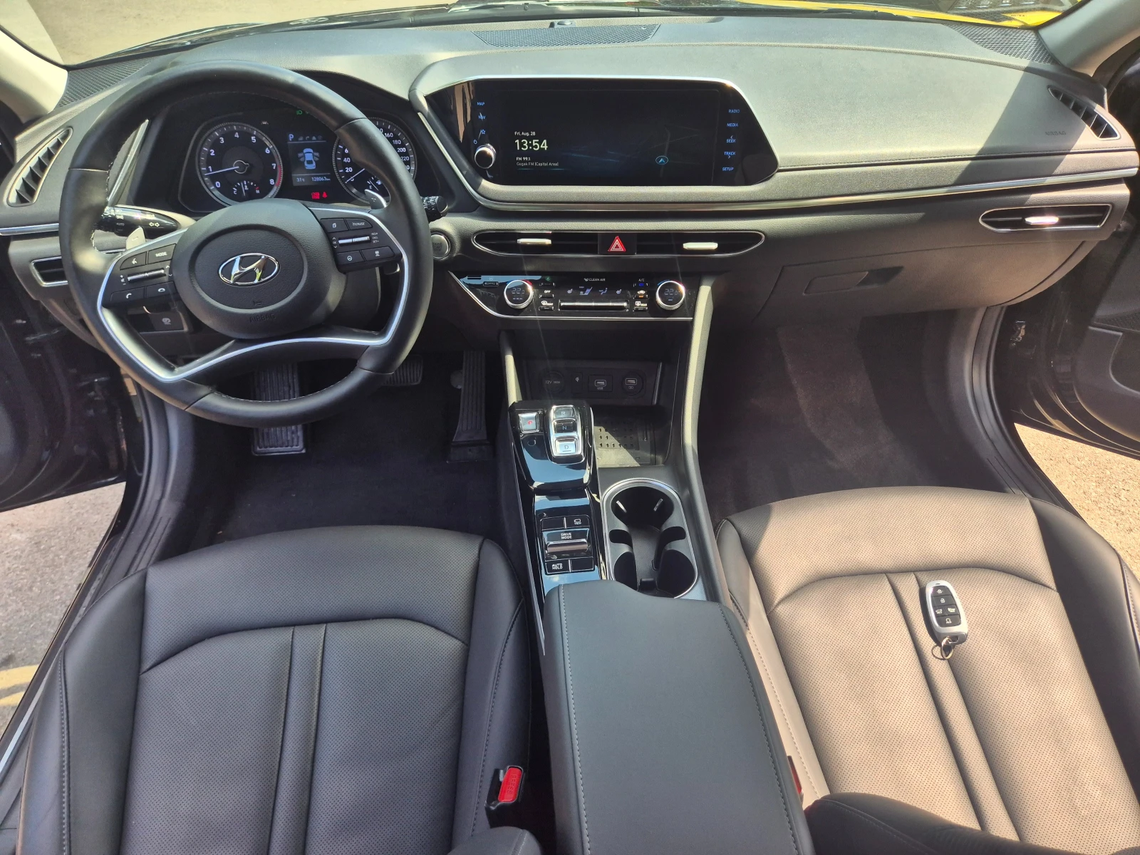 Hyundai Sonata 2.0 cm3 LPG LED наличен в БГ, снимка 9 - Автомобили и джипове - 55845747