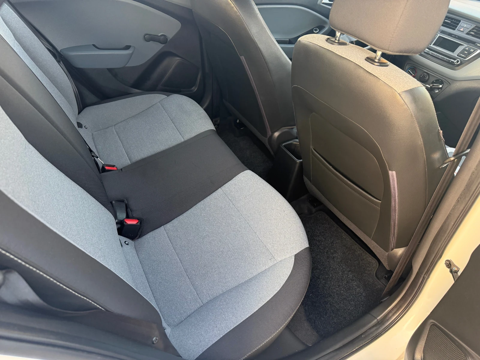 Hyundai I20 ������-������ | Mobile.bg � ����������� 11