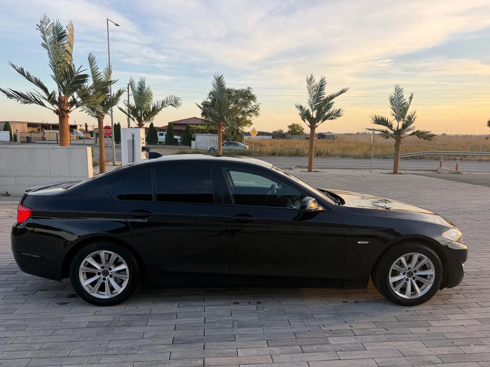 BMW 530, снимка 7 - Автомобили и джипове - 56433783