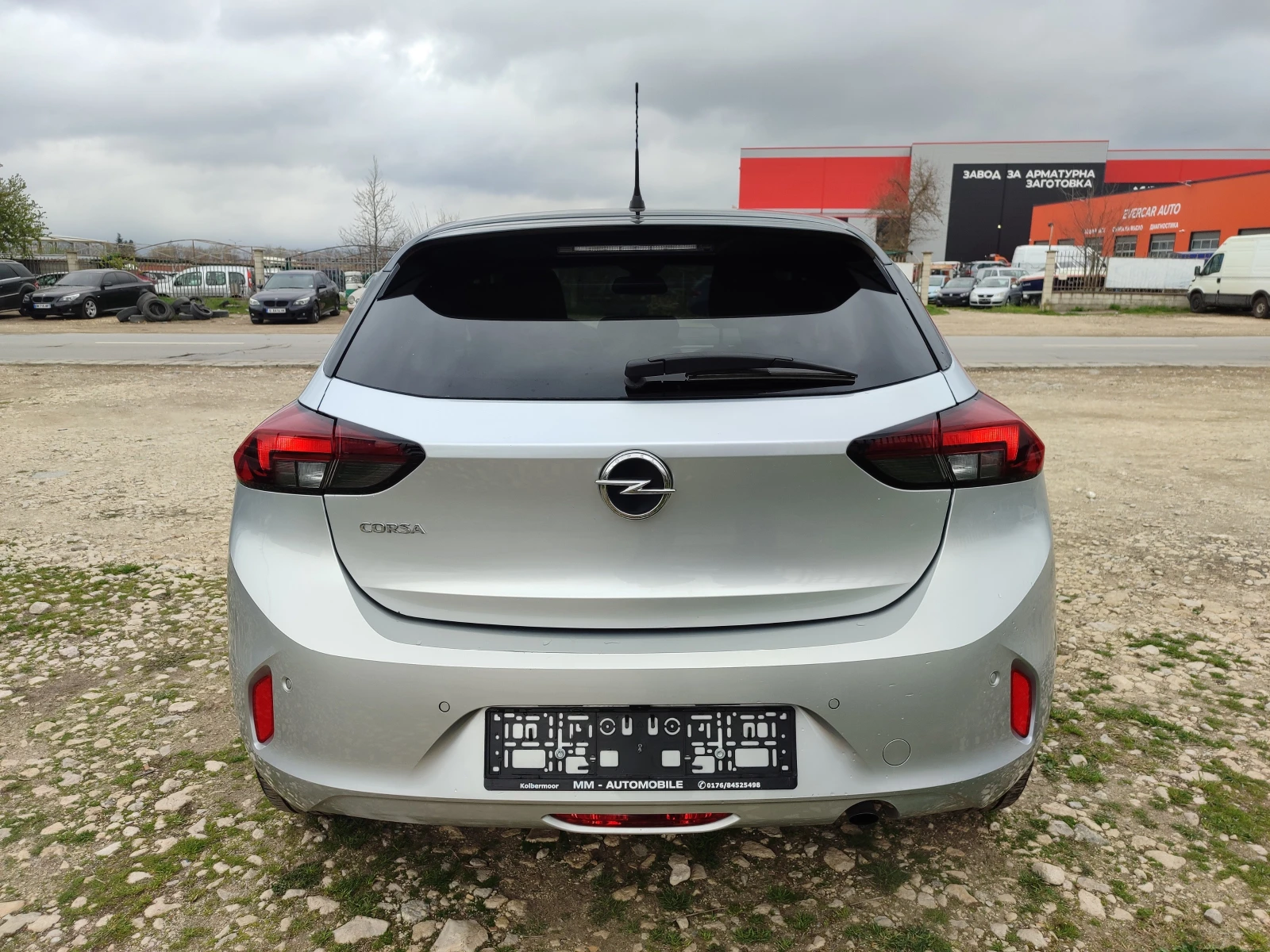 Opel Corsa 1.2, снимка 7 - Автомобили и джипове - 56471161