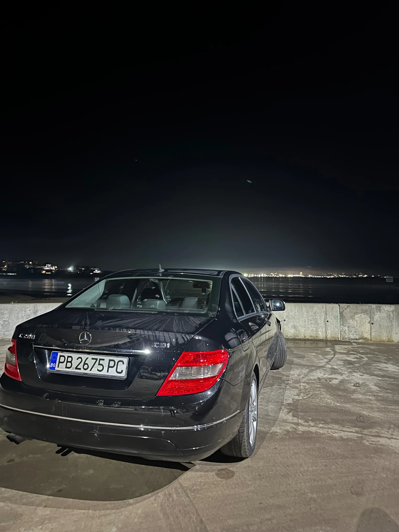Mercedes-Benz C 200, снимка 2 - Автомобили и джипове - 56682727
