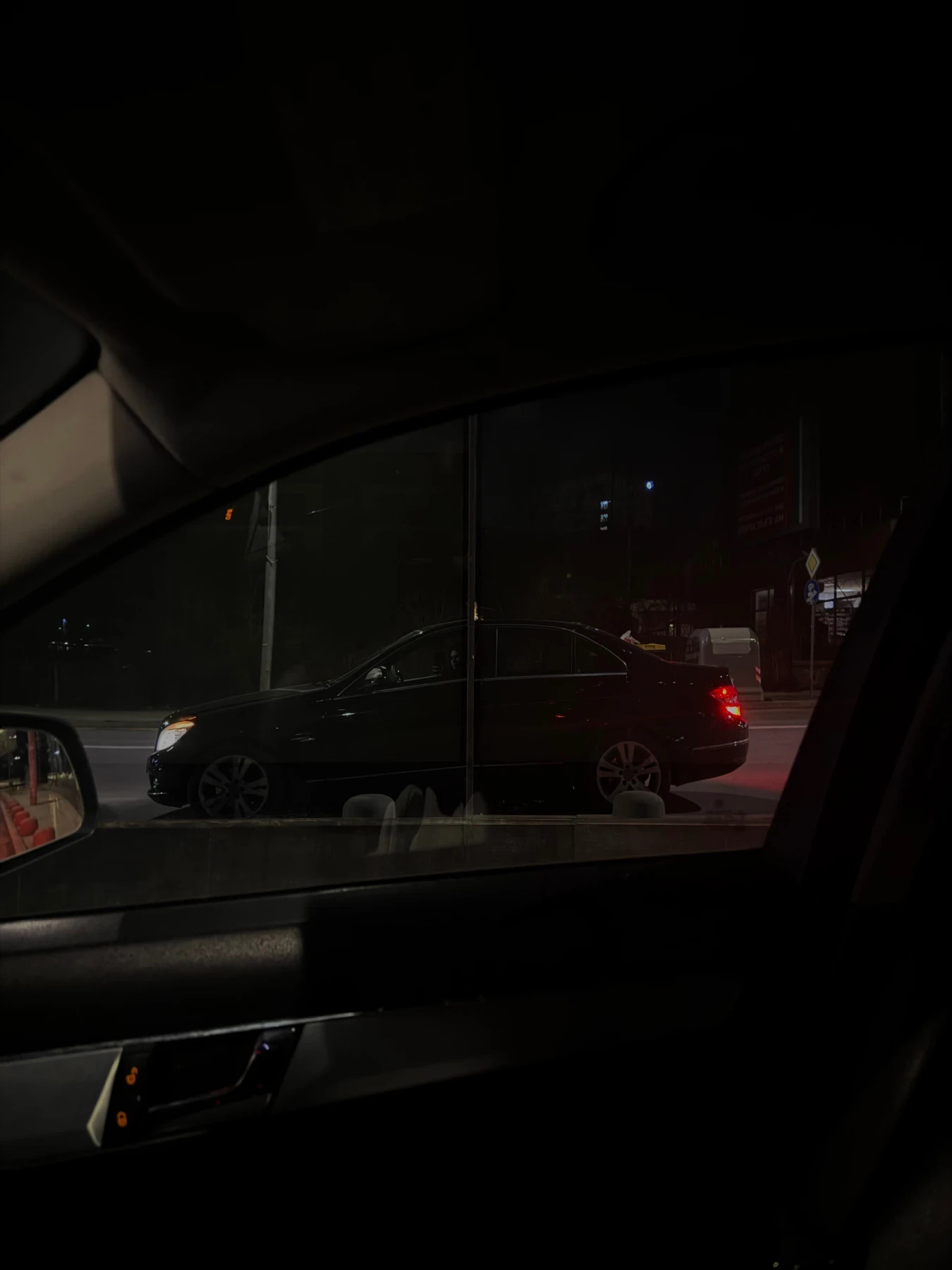 Mercedes-Benz C 200, снимка 6 - Автомобили и джипове - 56682727