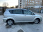 Обява за продажба на Toyota Corolla verso Отлична  фейслифт 2.2  D4D сервизна книжка  ~9 400 лв. - изображение 8