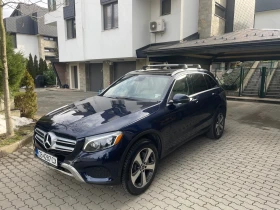  Mercedes-Benz GLC 30...