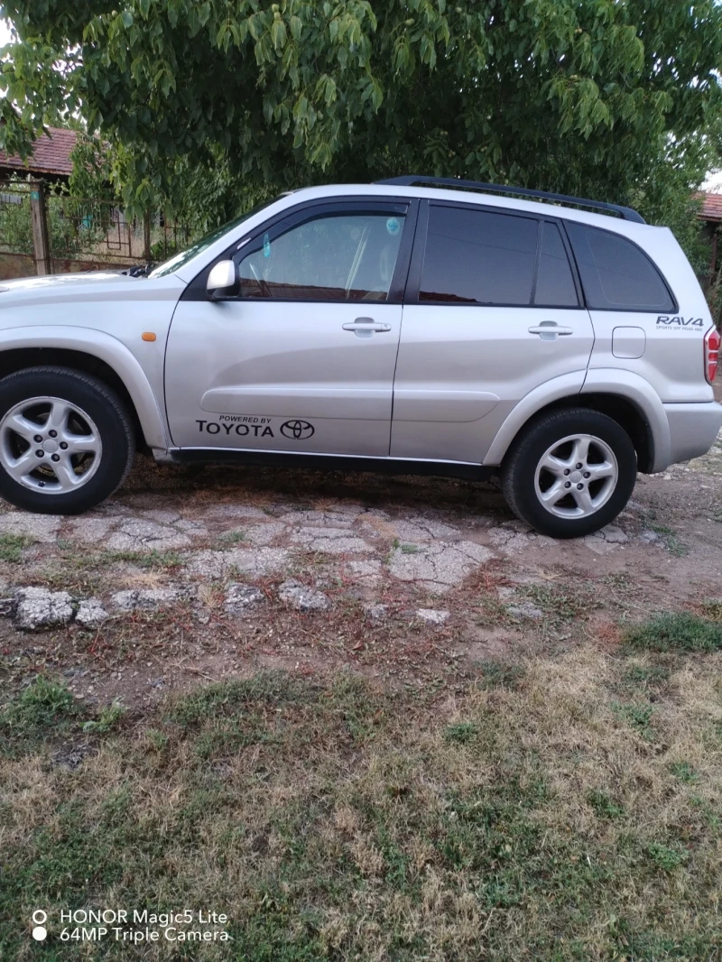 Toyota Rav4, снимка 4 - Автомобили и джипове - 52429453