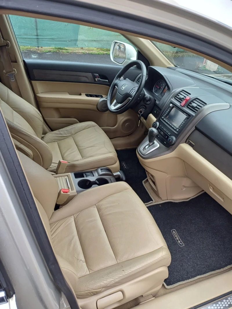 Honda Cr-v Топ състояние!, снимка 8 - Автомобили и джипове - 52672392