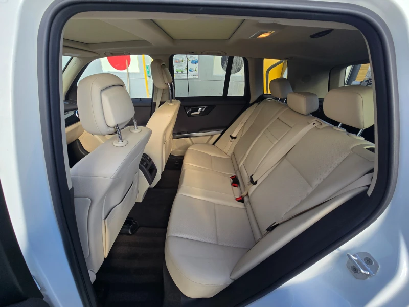 Mercedes-Benz GLK 250 4matic, снимка 12 - Автомобили и джипове - 53417587