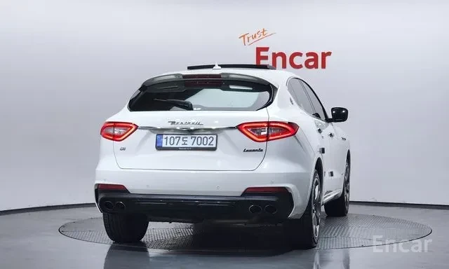 Maserati Levante GranSport, снимка 6 - Автомобили и джипове - 56322594