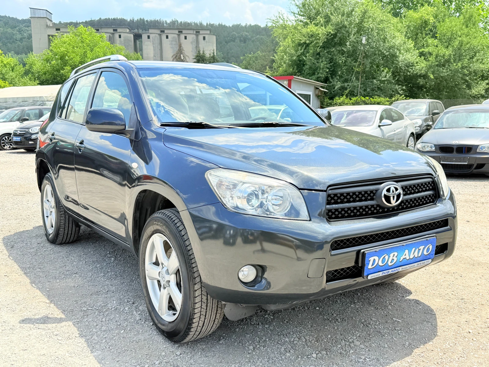 Toyota Rav4 2.2D-4D-136-4X4 КОЖА-ПОДГРЕВ-КЛИМАТРОНИК-КЕЙЛЕС - изображение 8