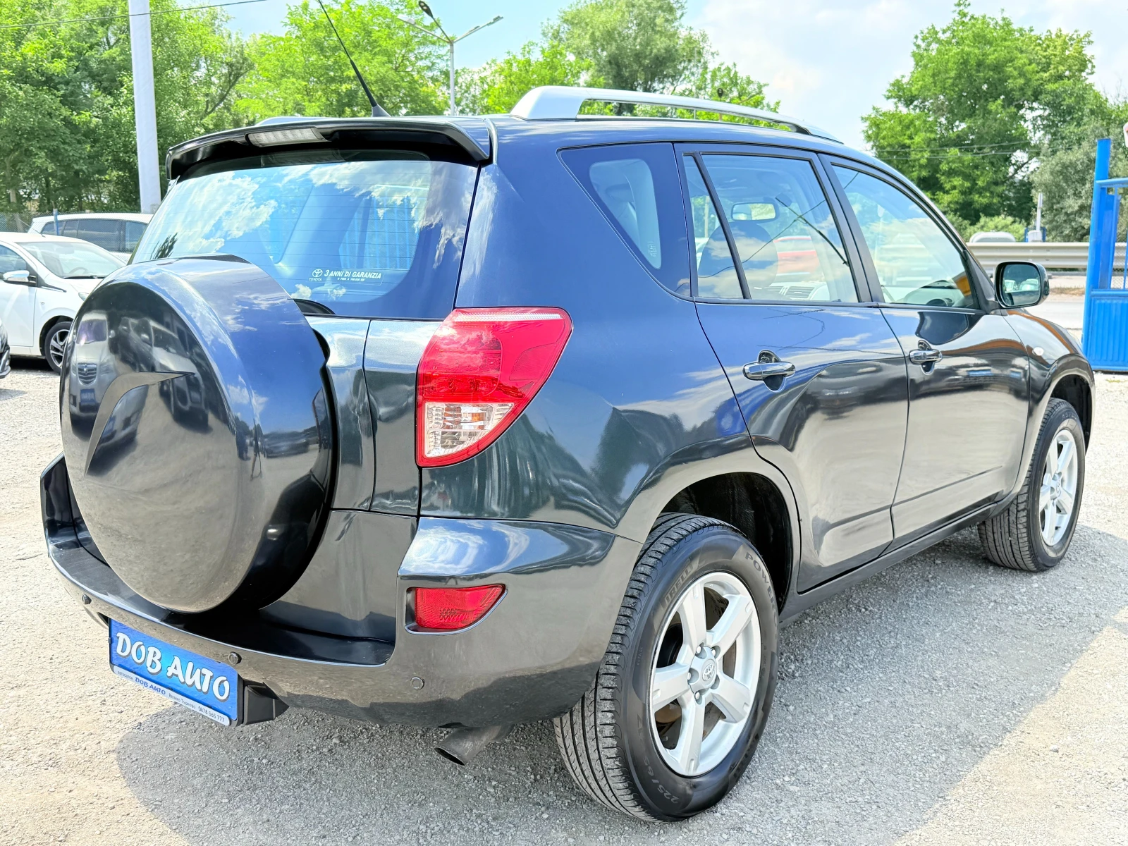 Toyota Rav4 2.2D-4D-136-4X4 КОЖА-ПОДГРЕВ-КЛИМАТРОНИК-КЕЙЛЕС - изображение 6
