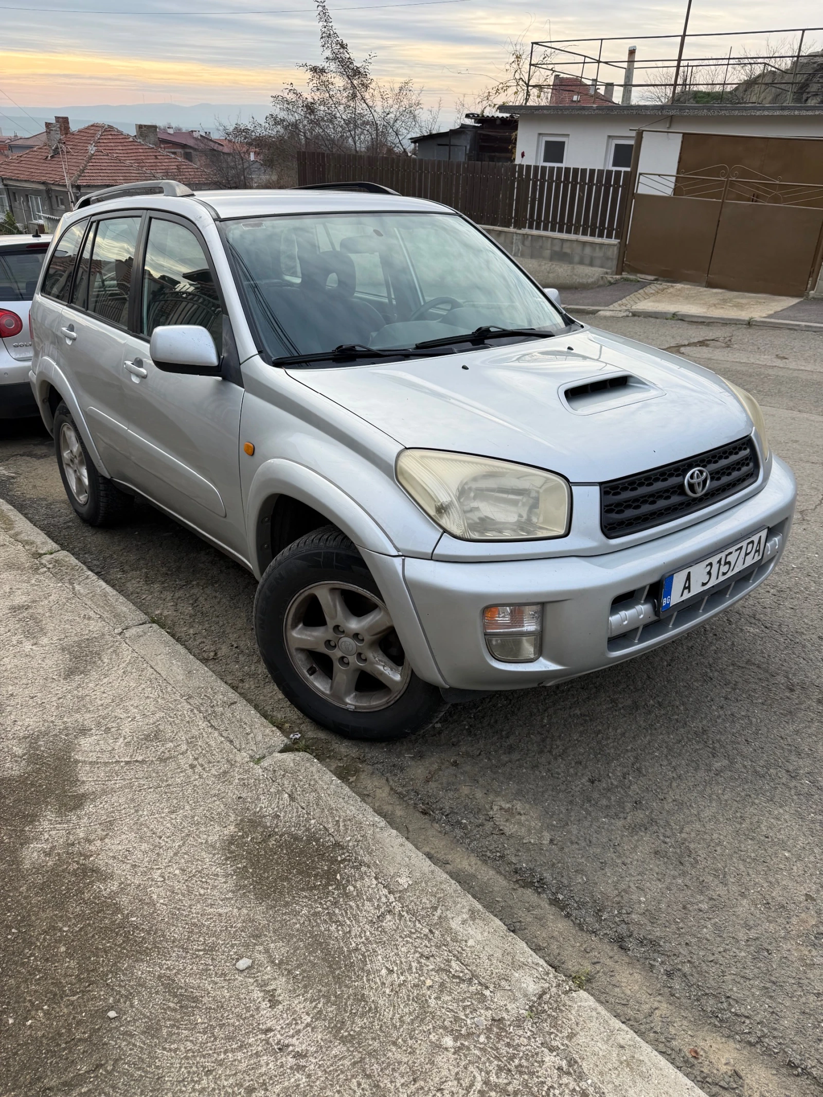 Toyota Rav4  - изображение 2