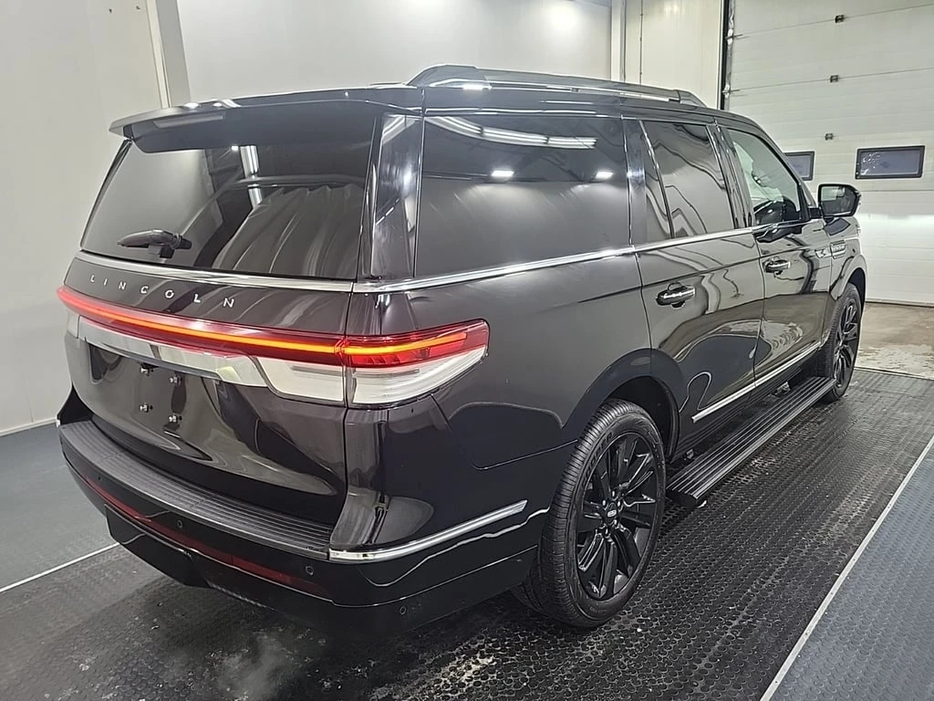 Lincoln Navigator * RESERVE Trim * Captain's chair * CARFAX *  - изображение 4