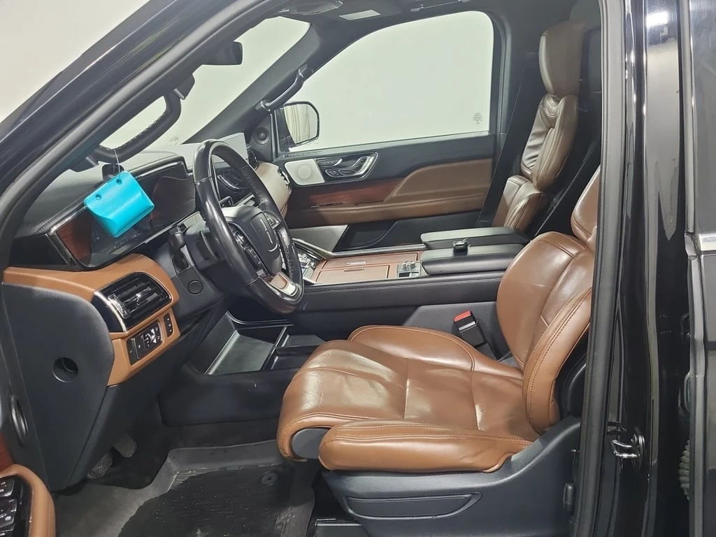 Lincoln Navigator * RESERVE Trim * Captain's chair * CARFAX *  - изображение 10