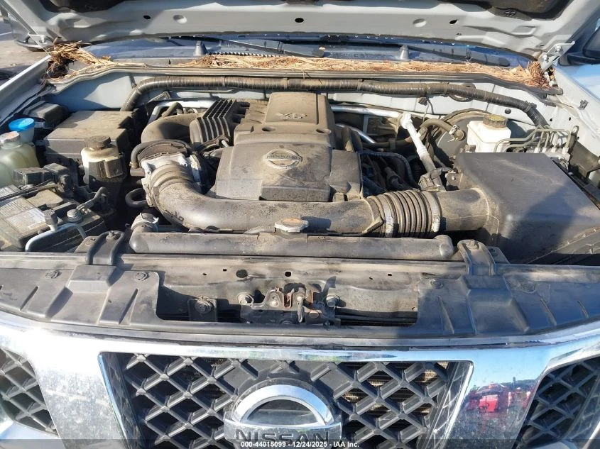 Nissan Frontier 4l Sv - изображение 10