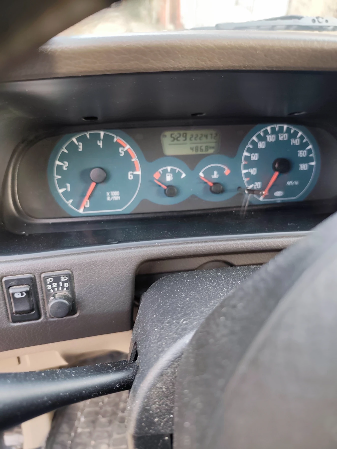 Nissan Terrano  - изображение 9